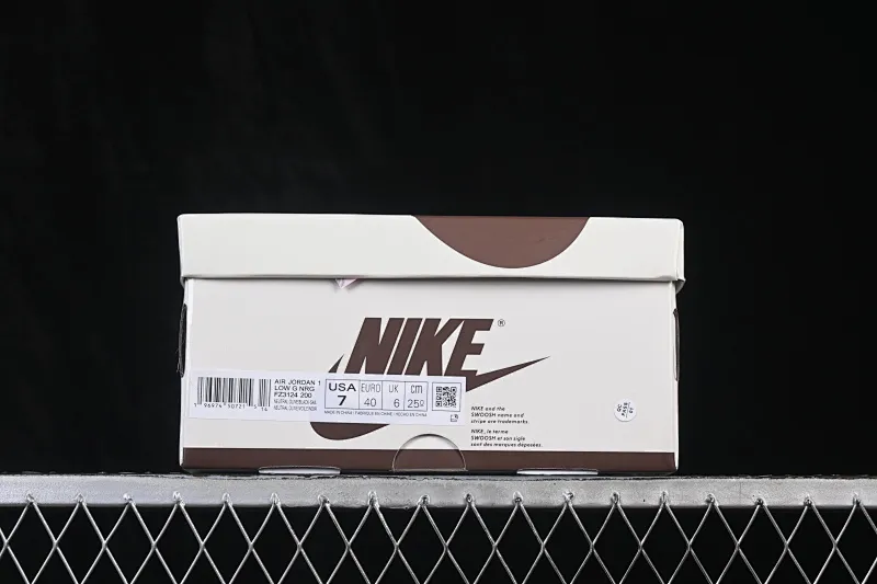 All categories Air Jordan Jordan series basketball shoes Air Jordan 1 Low ZG version Travis Scott x Air Jordan 1 Low OG AJ1 Joe 1 undercut low top full head layer FZ3124-200